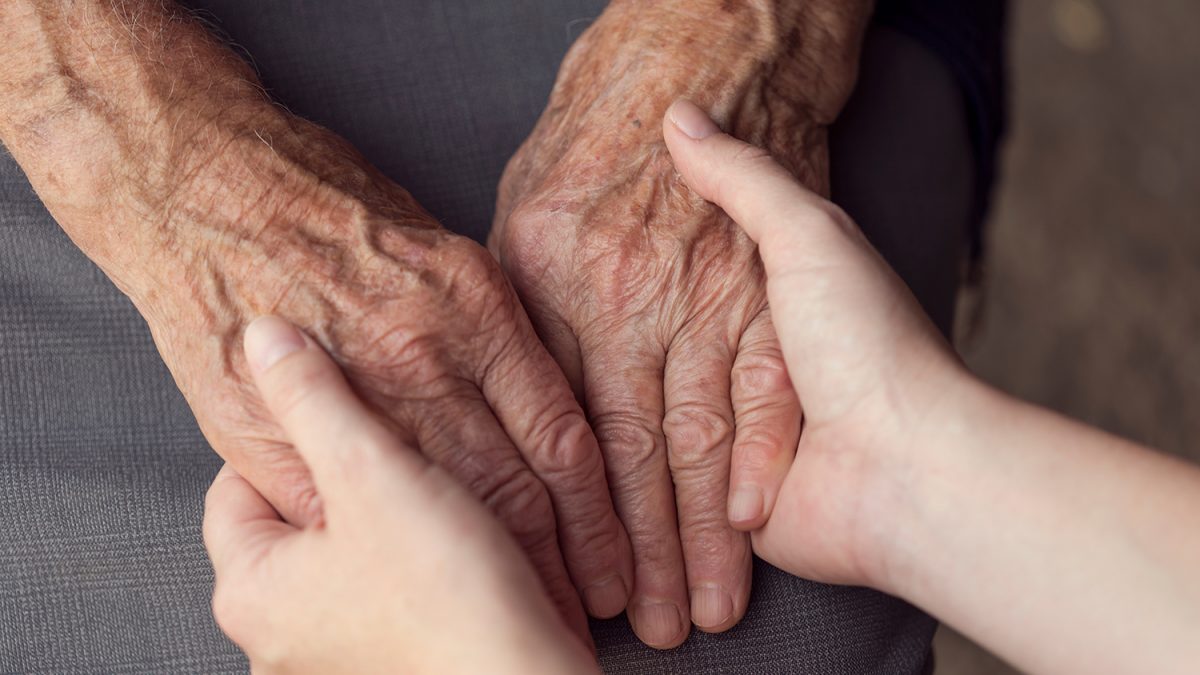 Senioren Assistenz, Hilfe für ältere Menschen im Alltag, Lupenrein, Hilfe für Alte